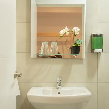 & Kitchen Zorroza Гостевой дом Бильбао