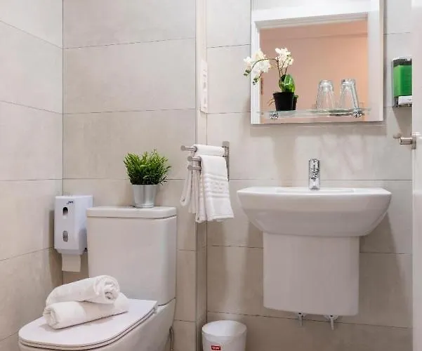 & Kitchen Zorroza בילבאו