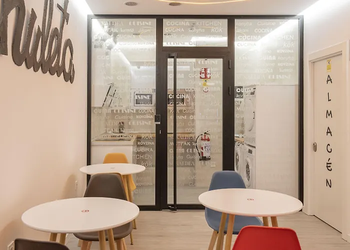 & Kitchen Zorroza בית הארחה 3*