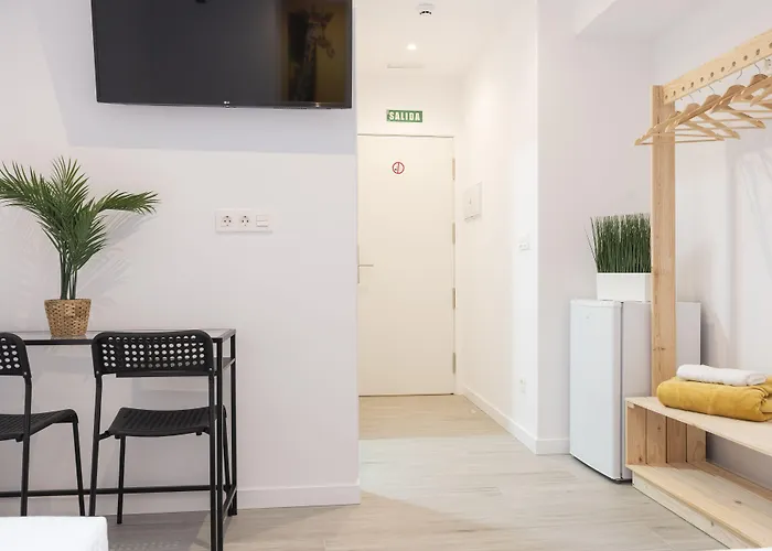 & Kitchen Zorroza בית הארחה 3*